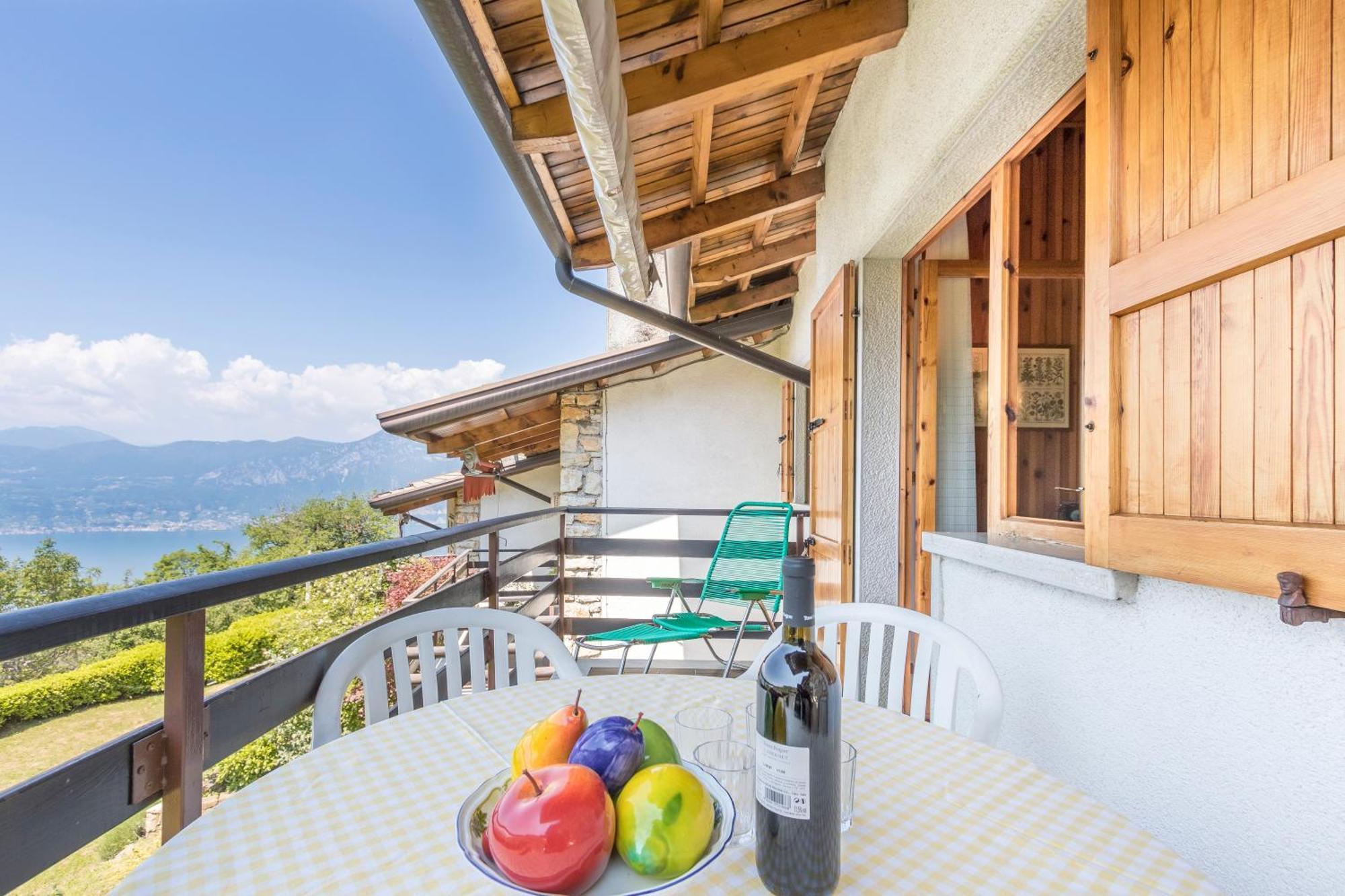 Casa Bella Vista Mit Balkon Lägenhet San Zeno di Montagna Exteriör bild