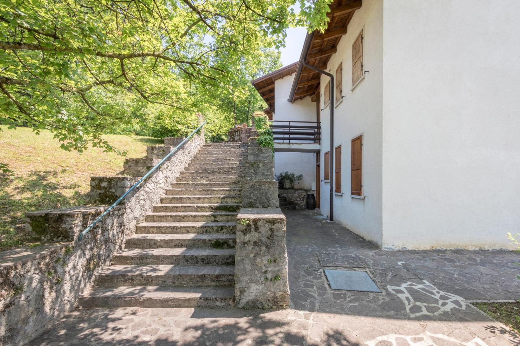 Casa Bella Vista Mit Balkon Lägenhet San Zeno di Montagna Exteriör bild